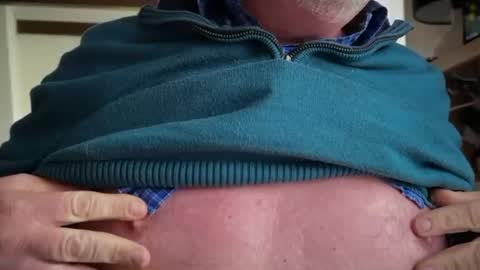 SexyLuke online show from 10.20.25