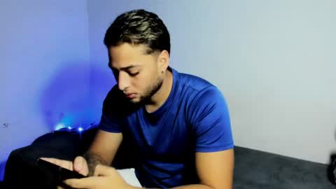 sexymen698 online show from 06.16.26