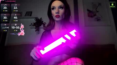 Snapshot of sexymiatrans chatting on 02.12.26 Sexy online show from 02.12.26