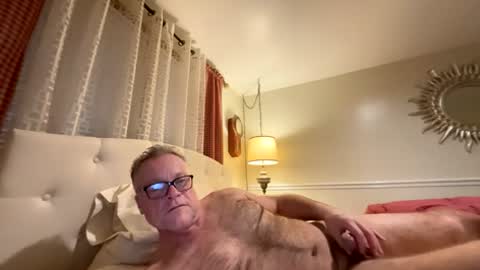 Raymond Art Model online show from 03.08.26