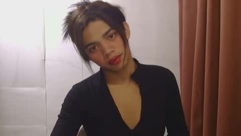 Snapshot of sexypinay_megan chatting on 11.04.25 sexypinay_megan online show from 11.04.25