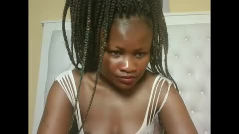 Snapshot of sexyqueenivy chatting on 09.13.25 queenivy online show from 09.13.25