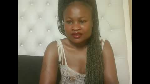 Snapshot of sexyqueenivy chatting on 09.21.25 queenivy online show from 09.21.25