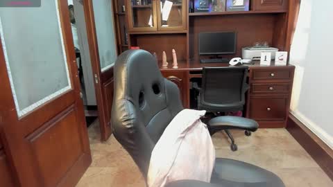 R A C H E L online show from 11.27.25