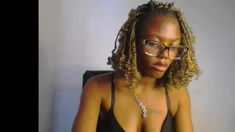 Darkskinned Rae online show from 02.16.26