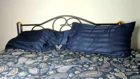 Snapshot of sexystbboy chatting on 12.04.24 Artem online show from 12.04.24