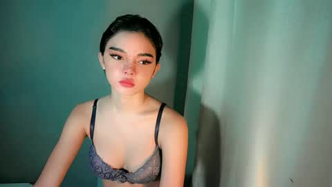 Snapshot of sexytight_tanya chatting on 06.01.26 sexytight_tanya online show from 06.01.26
