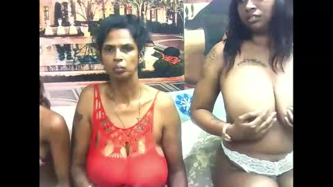 sexyva4u2luv online show from 03.03.25