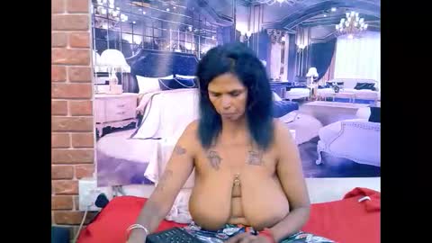 sexyva4u2luv online show from 05.05.26