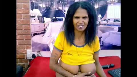sexyva4u2luv online show from 05.18.26
