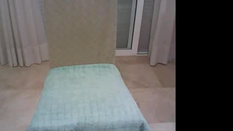 Snapshot of sexyvainilla69 chatting on 03.02.25 SlaveForYourPussy69 online show from 03.02.25