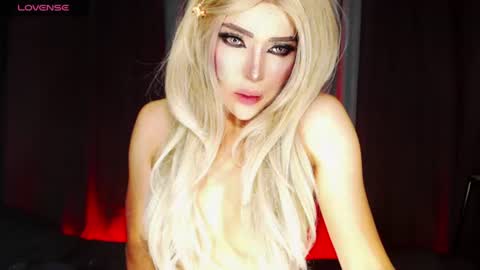 Snapshot of sexywebcamdoll chatting on 06.22.26 Audrey Maristela online show from 06.22.26
