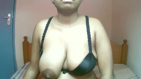 sexyyred_ online show from 09.18.25