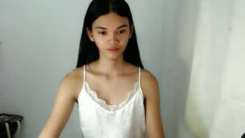 Snapshot of sexyzendaya_69 chatting on 10.12.25 Zendaya online show from 10.12.25