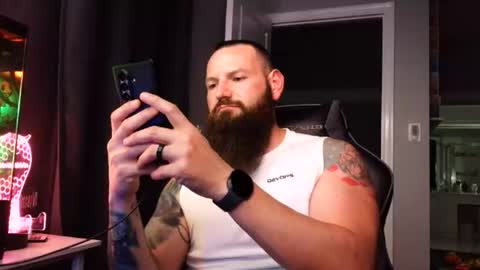 Snapshot of sflmarriedguy chatting on 08.09.26 SouthFloridaStr8guy online show from 08.09.26