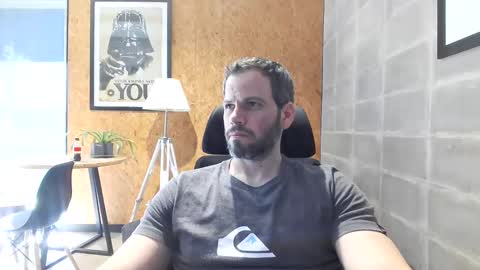 Snapshot of shad0w_hunter chatting on 01.16.25 shad0w_hunter online show from 01.16.25