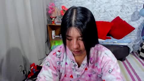 Snapshot of shaden_1 chatting on 09.18.25 Liz online show from 09.18.25