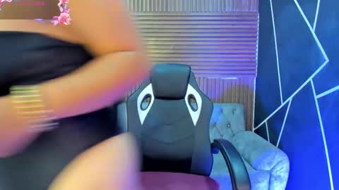 Snapshot of shaden_1 chatting on 02.20.26 Liz online show from 02.20.26