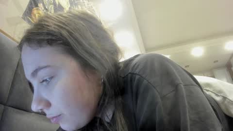 Snapshot of shadow_raffi chatting on 02.08.25 shadow_raffi online show from 02.08.25