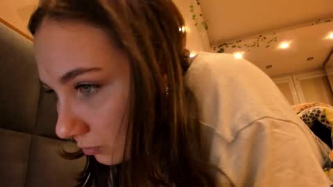 Snapshot of shadow_raffi chatting on 11.03.25 shadow_raffi online show from 11.03.25