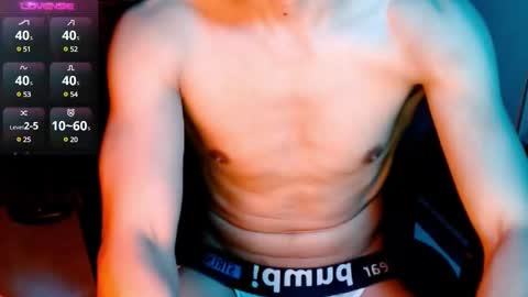 Snapshot of shadowfriend30 chatting on 02.01.25 shadowfriend30 online show from 02.01.25