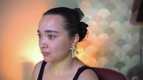 Lily  online show from 12.19.25