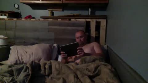 Snapshot of shadystl chatting on 12.13.24 shadystl online show from 12.13.24