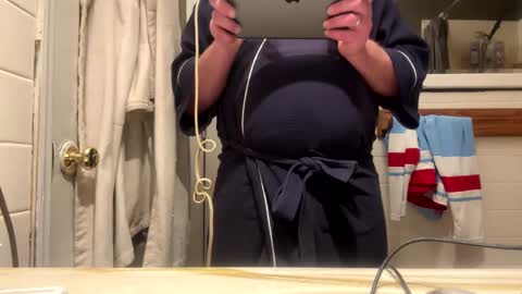 Snapshot of shadystl chatting on 01.27.25 shadystl online show from 01.27.25