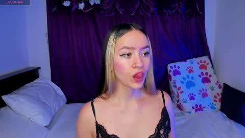 Shaira Clark online show from 05.13.26