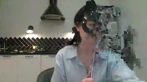 TwerkingBitchh online show from 11.22.25