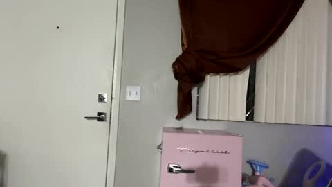 Shaman Woman online show from 12.02.24