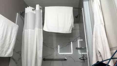 Shaman Woman online show from 01.30.25