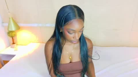 Snapshot of shamira_moore chatting on 05.16.26 Catalina online show from 05.16.26