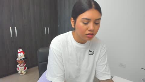 onlyfans shanabellucy online show from 12.20.24