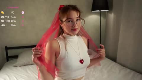 Snapshot of shandrahoner chatting on 02.01.26 Liza online show from 02.01.26