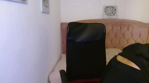 shanelle online show from 02.14.25