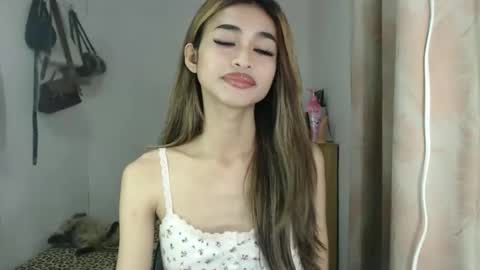 Snapshot of shanegreents chatting on 10.14.25 bini aiah online show from 10.14.25