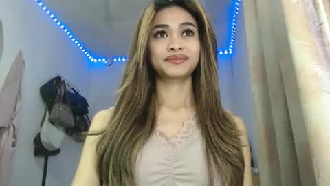 Snapshot of shanegreents chatting on 11.15.25 bini aiah online show from 11.15.25