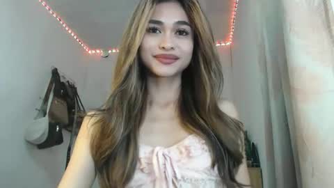 Snapshot of shanegreents chatting on 11.19.25 bini aiah online show from 11.19.25