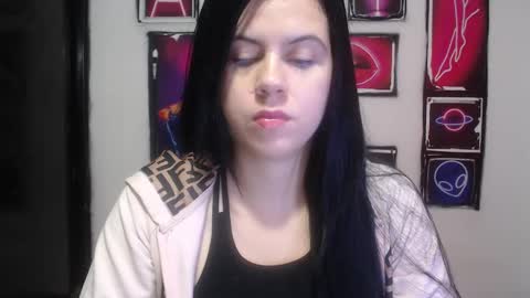 Shanell Moore online show from 12.04.24