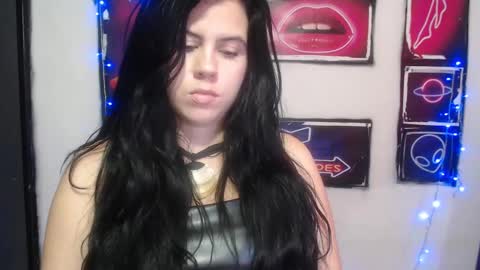 Shanell Moore online show from 03.07.25