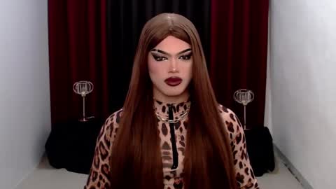 Snapshot of shanex01 chatting on 01.12.25 Shane X online show from 01.12.25