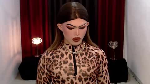 Snapshot of shanex01 chatting on 02.01.25 Shane X online show from 02.01.25