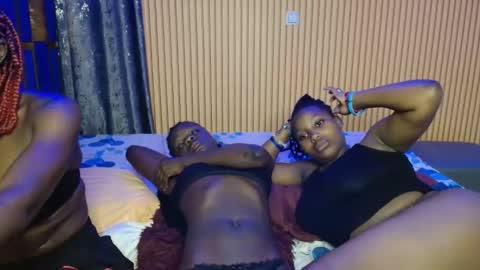 Shaniz online show from 11.10.25
