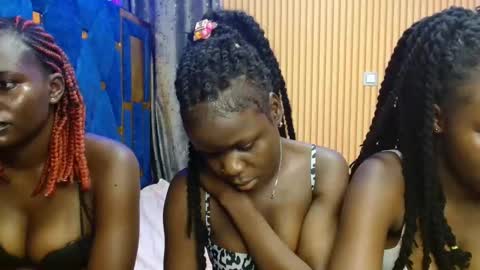 Shaniz online show from 11.25.25