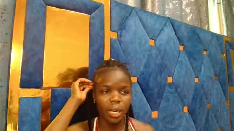 Shaniz online show from 11.30.25
