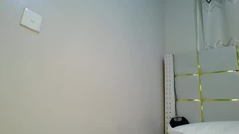 Snapshot of shanizz001 chatting on 01.06.25 shanizz online show from 01.06.25