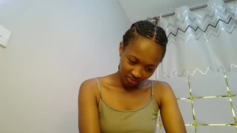 Snapshot of shanizz001 chatting on 01.07.25 shanizz online show from 01.07.25