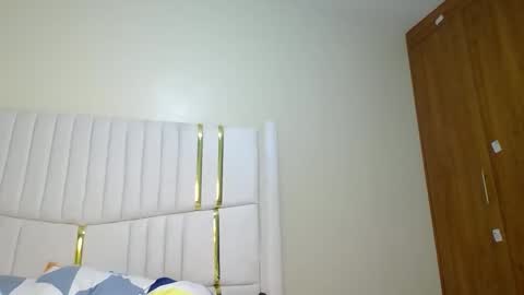 Snapshot of shanizz001 chatting on 01.19.25 shanizz online show from 01.19.25