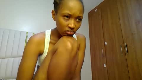 Snapshot of shanizz001 chatting on 01.29.25 shanizz online show from 01.29.25